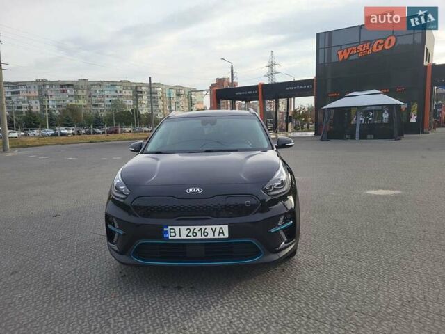 Черный Киа Niro, объемом двигателя 0 л и пробегом 124 тыс. км за 19000 $, фото 2 на Automoto.ua
