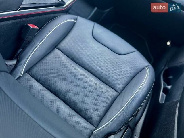 Черный Киа Niro, объемом двигателя 0 л и пробегом 68 тыс. км за 18750 $, фото 152 на Automoto.ua