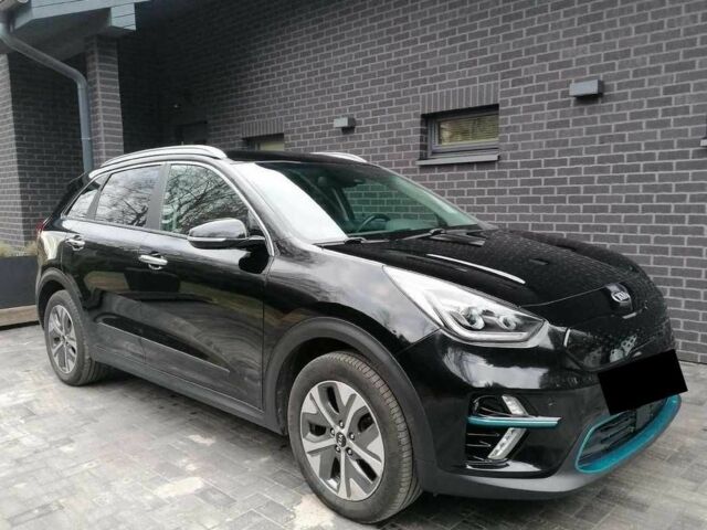 Киа Niro 2019 в Киеве на Automoto.ua Черный Киа Niro, объемом двигателя 0 л и пробегом 120 тыс. км за 11500 $, фото 1 на Automoto.ua