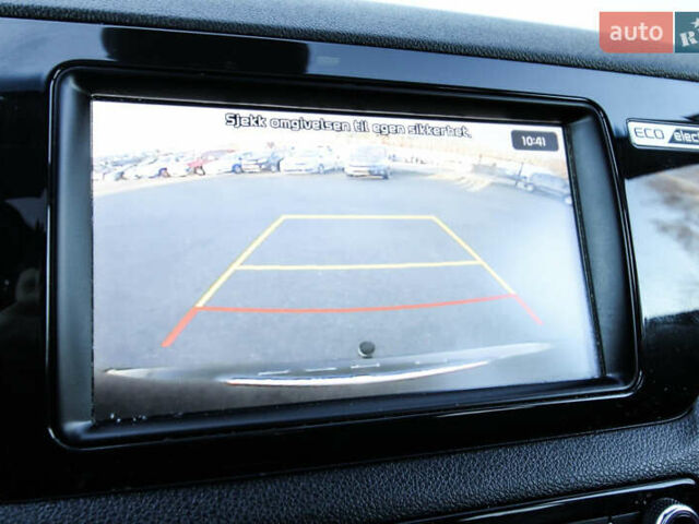 Черный Киа Niro, объемом двигателя 0 л и пробегом 31 тыс. км за 15500 $, фото 16 на Automoto.ua