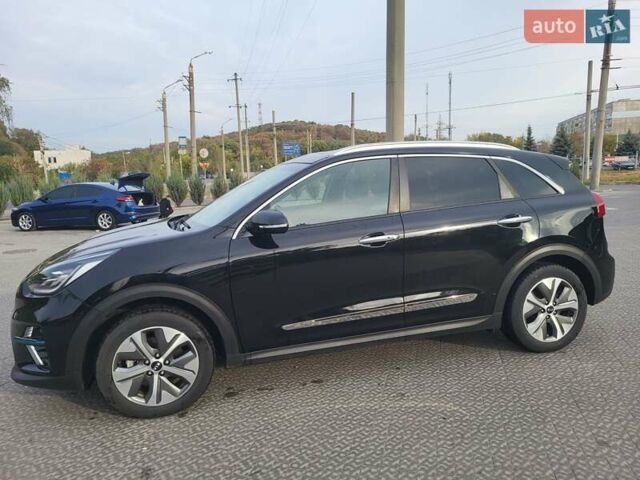 Черный Киа Niro, объемом двигателя 0 л и пробегом 124 тыс. км за 19000 $, фото 1 на Automoto.ua