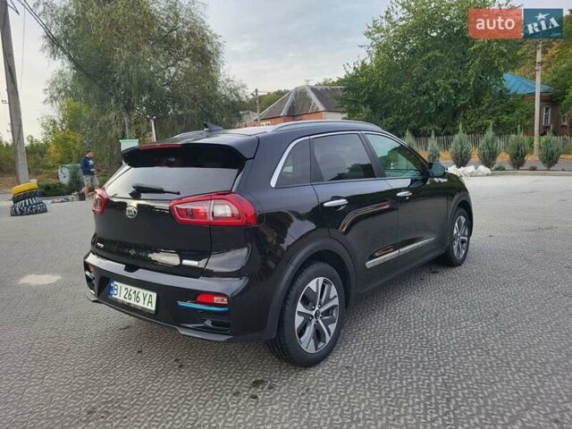 Черный Киа Niro, объемом двигателя 0 л и пробегом 124 тыс. км за 19000 $, фото 5 на Automoto.ua