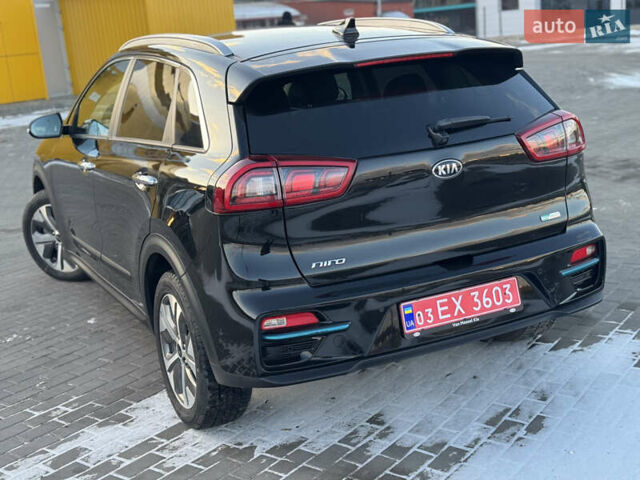Черный Киа Niro, объемом двигателя 0 л и пробегом 102 тыс. км за 16499 $, фото 11 на Automoto.ua