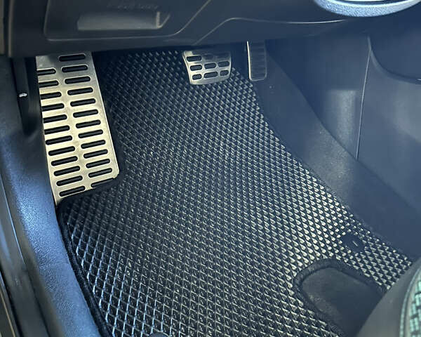 Черный Киа Niro, объемом двигателя 0 л и пробегом 111 тыс. км за 22200 $, фото 12 на Automoto.ua