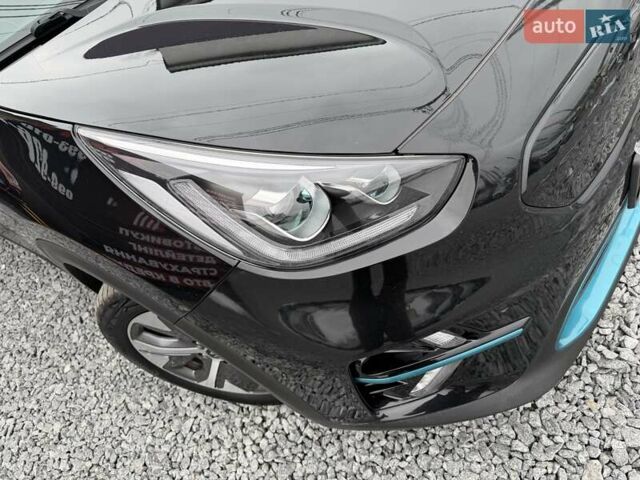 Чорний Кіа Niro, об'ємом двигуна 0 л та пробігом 165 тис. км за 18800 $, фото 8 на Automoto.ua