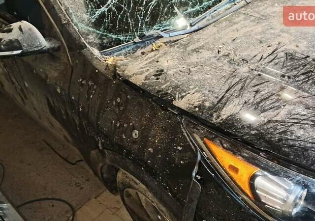 Чорний Кіа Niro, об'ємом двигуна 0 л та пробігом 130 тис. км за 7500 $, фото 5 на Automoto.ua