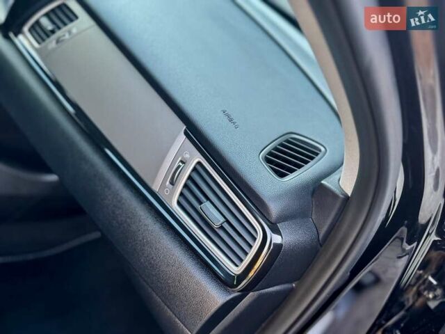 Черный Киа Niro, объемом двигателя 0 л и пробегом 68 тыс. км за 18750 $, фото 144 на Automoto.ua