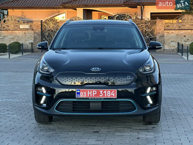 Чорний Кіа Niro, об'ємом двигуна 0 л та пробігом 93 тис. км за 18700 $, фото 2 на Automoto.ua