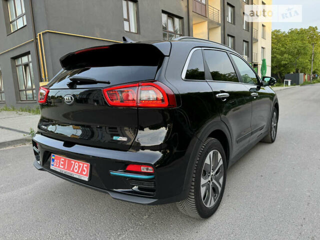 Чорний Кіа Niro, об'ємом двигуна 0 л та пробігом 91 тис. км за 19500 $, фото 76 на Automoto.ua