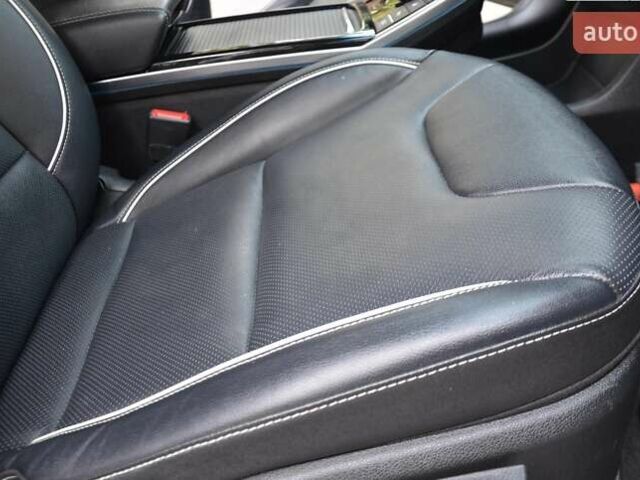 Черный Киа Niro, объемом двигателя 0 л и пробегом 155 тыс. км за 16500 $, фото 30 на Automoto.ua