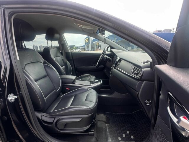 Киа Niro 2019 в Киеве на Automoto.ua Черный Киа Niro, объемом двигателя 0 л и пробегом 128 тыс. км за 17400 $, фото 16 на Automoto.ua