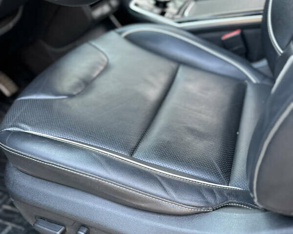 Черный Киа Niro, объемом двигателя 0 л и пробегом 94 тыс. км за 18600 $, фото 38 на Automoto.ua