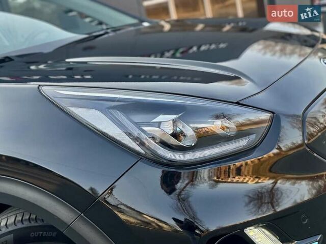 Черный Киа Niro, объемом двигателя 0 л и пробегом 68 тыс. км за 18750 $, фото 44 на Automoto.ua