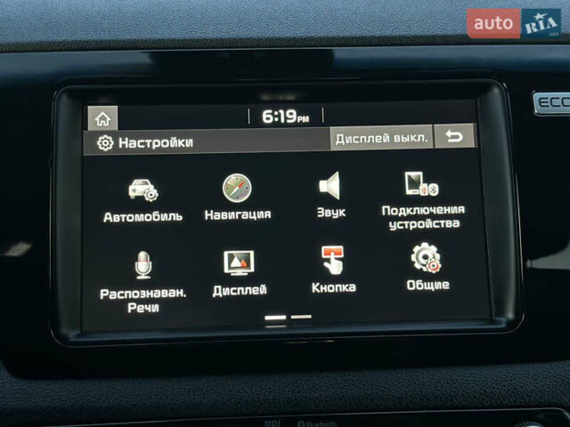 Чорний Кіа Niro, об'ємом двигуна 0 л та пробігом 93 тис. км за 18700 $, фото 74 на Automoto.ua