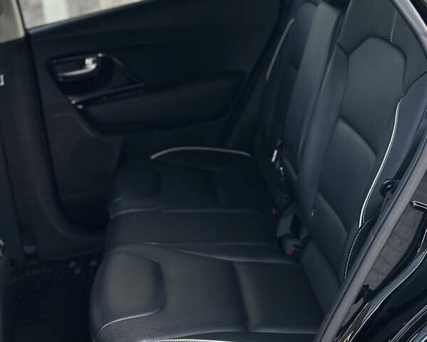 Чорний Кіа Niro, об'ємом двигуна 0 л та пробігом 93 тис. км за 18700 $, фото 47 на Automoto.ua