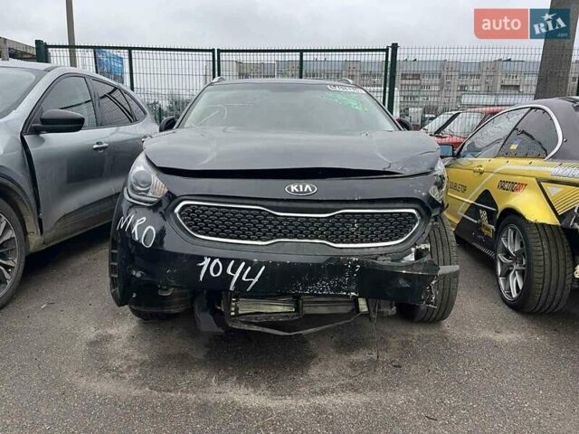 Черный Киа Niro, объемом двигателя 1.6 л и пробегом 233 тыс. км за 8400 $, фото 20 на Automoto.ua