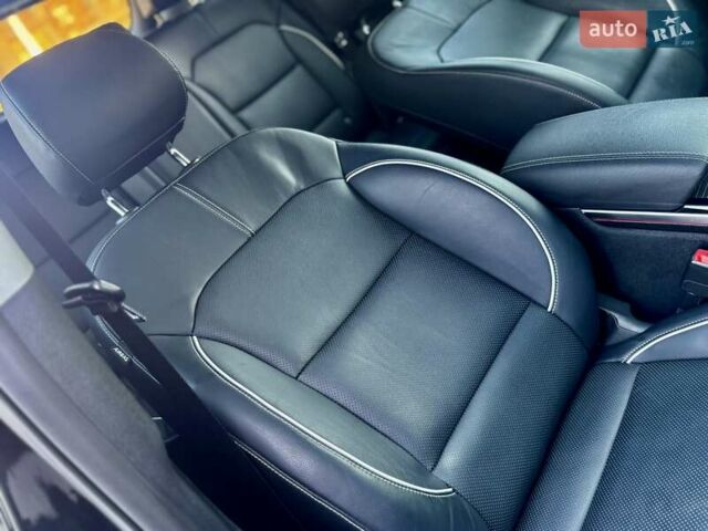 Черный Киа Niro, объемом двигателя 0 л и пробегом 68 тыс. км за 18750 $, фото 147 на Automoto.ua