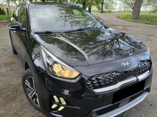 Чорний Кіа Niro, об'ємом двигуна 0 л та пробігом 78 тис. км за 11900 $, фото 1 на Automoto.ua