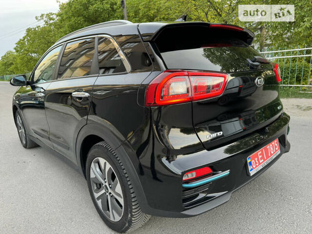 Чорний Кіа Niro, об'ємом двигуна 0 л та пробігом 91 тис. км за 19500 $, фото 75 на Automoto.ua