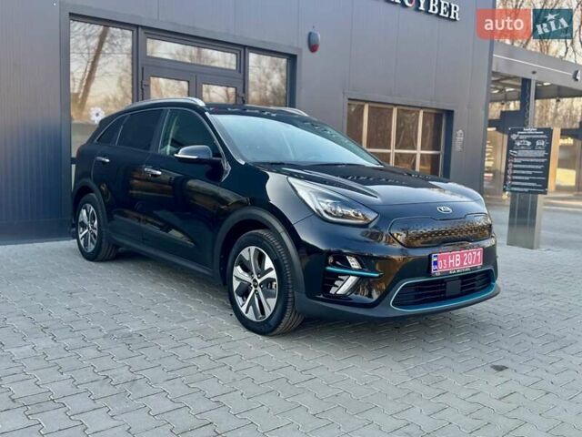 Черный Киа Niro, объемом двигателя 0 л и пробегом 68 тыс. км за 18750 $, фото 36 на Automoto.ua