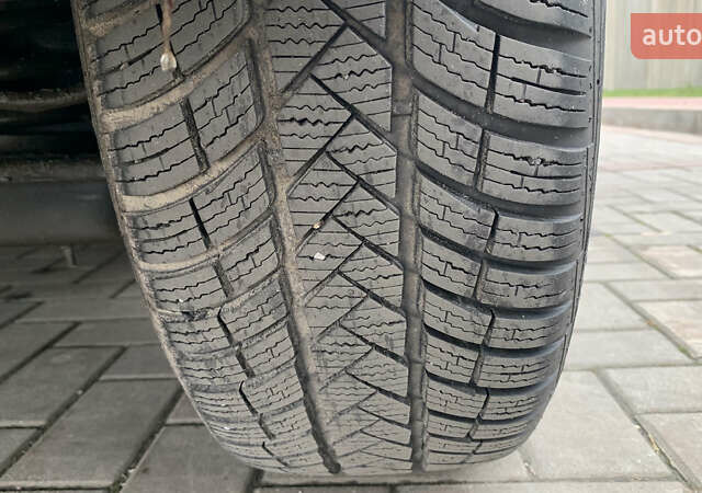 Чорний Кіа Niro, об'ємом двигуна 0 л та пробігом 159 тис. км за 17999 $, фото 37 на Automoto.ua