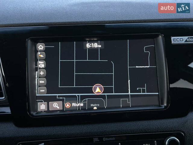 Чорний Кіа Niro, об'ємом двигуна 0 л та пробігом 93 тис. км за 18700 $, фото 75 на Automoto.ua