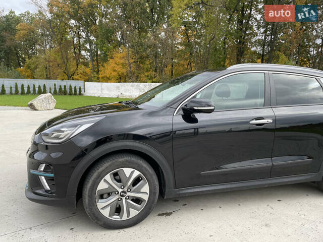 Киа Niro 2019 в Луцке на Automoto.ua Черный Киа Niro, объемом двигателя 0 л и пробегом 127 тыс. км за 19950 $, фото 3 на Automoto.ua
