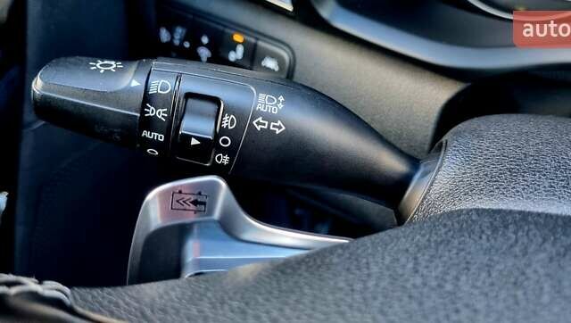 Черный Киа Niro, объемом двигателя 0 л и пробегом 89 тыс. км за 19899 $, фото 67 на Automoto.ua