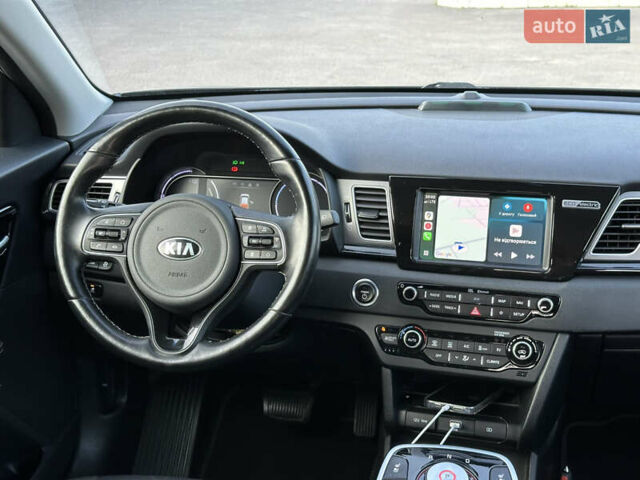 Черный Киа Niro, объемом двигателя 0 л и пробегом 147 тыс. км за 17800 $, фото 46 на Automoto.ua