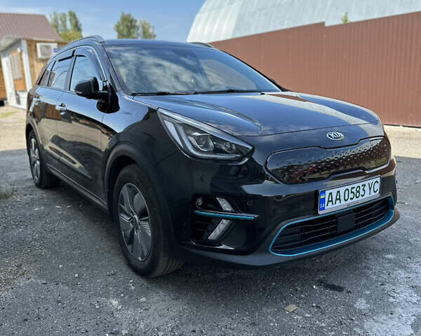 Черный Киа Niro, объемом двигателя 0 л и пробегом 94 тыс. км за 18600 $, фото 12 на Automoto.ua