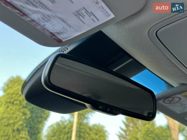 Черный Киа Niro, объемом двигателя 0 л и пробегом 148 тыс. км за 17500 $, фото 51 на Automoto.ua