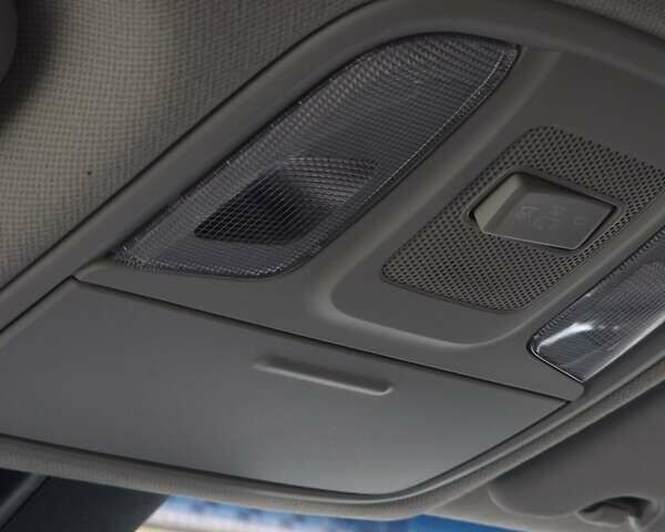 Чорний Кіа Niro, об'ємом двигуна 0 л та пробігом 112 тис. км за 18200 $, фото 26 на Automoto.ua