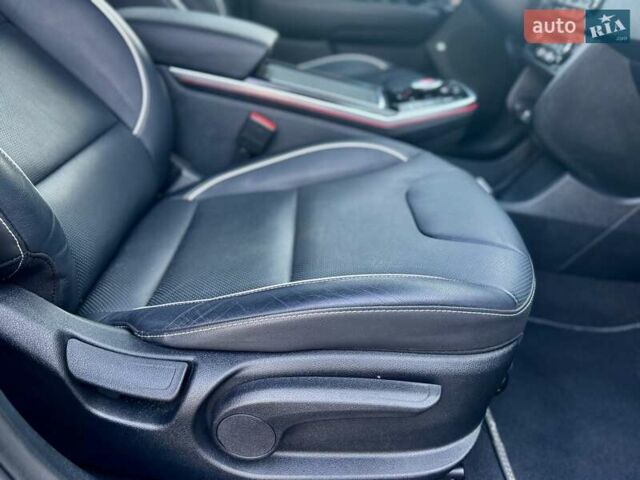 Черный Киа Niro, объемом двигателя 0 л и пробегом 68 тыс. км за 18750 $, фото 146 на Automoto.ua