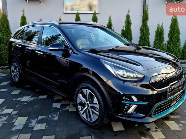 Черный Киа Niro, объемом двигателя 0 л и пробегом 89 тыс. км за 19899 $, фото 11 на Automoto.ua