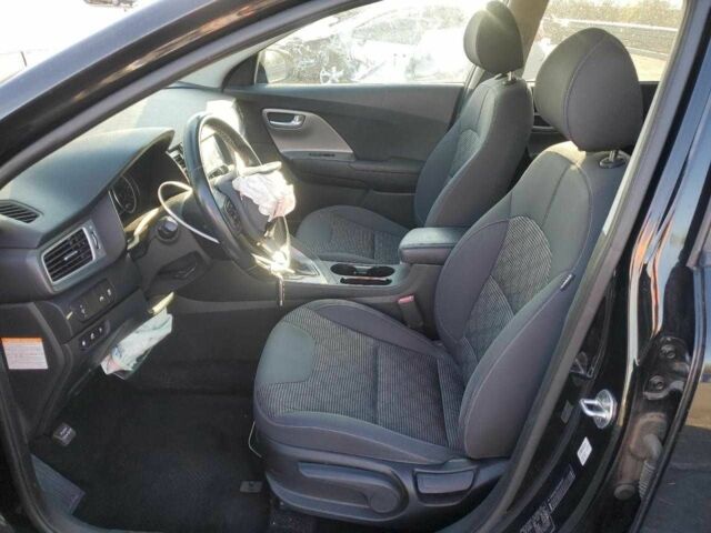Чорний Кіа Niro, об'ємом двигуна 0 л та пробігом 94 тис. км за 3800 $, фото 6 на Automoto.ua
