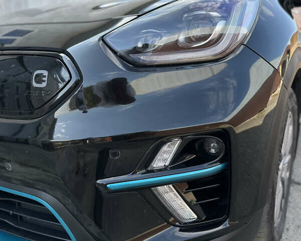Черный Киа Niro, объемом двигателя 0 л и пробегом 94 тыс. км за 18600 $, фото 15 на Automoto.ua