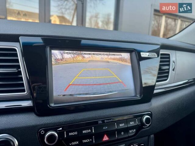 Черный Киа Niro, объемом двигателя 0 л и пробегом 68 тыс. км за 18750 $, фото 122 на Automoto.ua