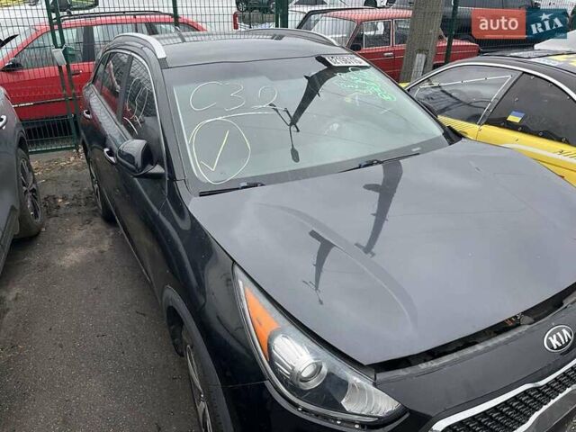 Черный Киа Niro, объемом двигателя 1.6 л и пробегом 233 тыс. км за 8400 $, фото 6 на Automoto.ua