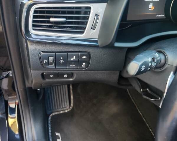 Черный Киа Niro, объемом двигателя 0 л и пробегом 140 тыс. км за 18879 $, фото 9 на Automoto.ua