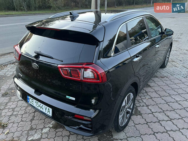 Черный Киа Niro, объемом двигателя 0 л и пробегом 95 тыс. км за 18300 $, фото 2 на Automoto.ua