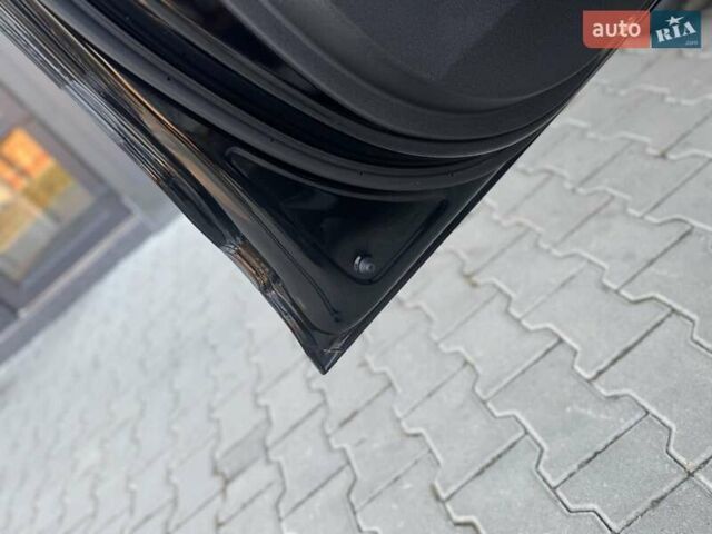 Черный Киа Niro, объемом двигателя 0 л и пробегом 68 тыс. км за 18750 $, фото 101 на Automoto.ua