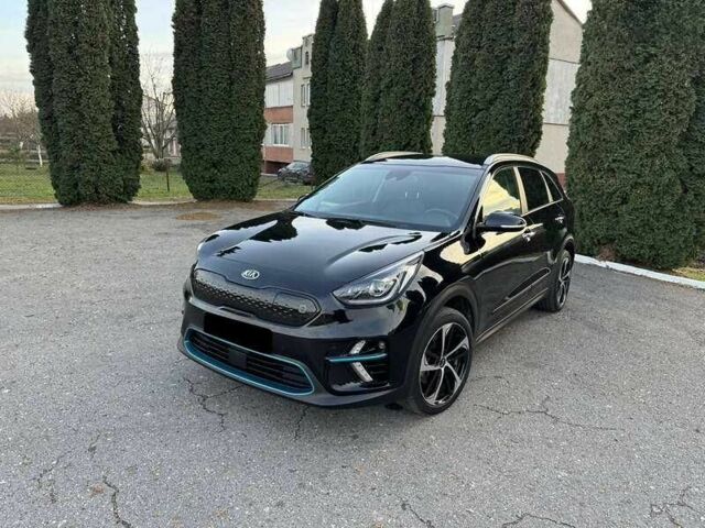 Киа Niro 2019 в Киеве на Automoto.ua Черный Киа Niro, объемом двигателя 0 л и пробегом 107 тыс. км за 15600 $, фото 1 на Automoto.ua
