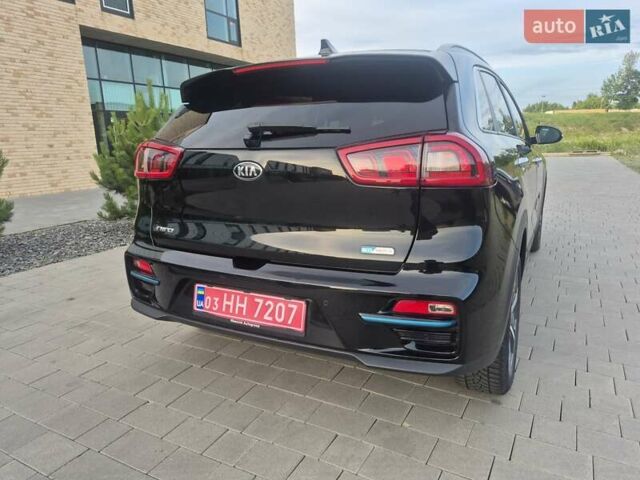 Черный Киа Niro, объемом двигателя 0 л и пробегом 143 тыс. км за 17150 $, фото 5 на Automoto.ua