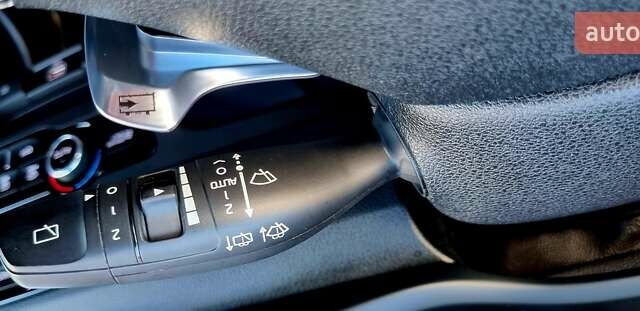 Черный Киа Niro, объемом двигателя 0 л и пробегом 89 тыс. км за 19899 $, фото 68 на Automoto.ua