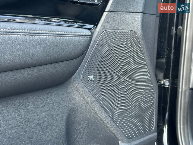 Черный Киа Niro, объемом двигателя 0 л и пробегом 148 тыс. км за 17500 $, фото 18 на Automoto.ua
