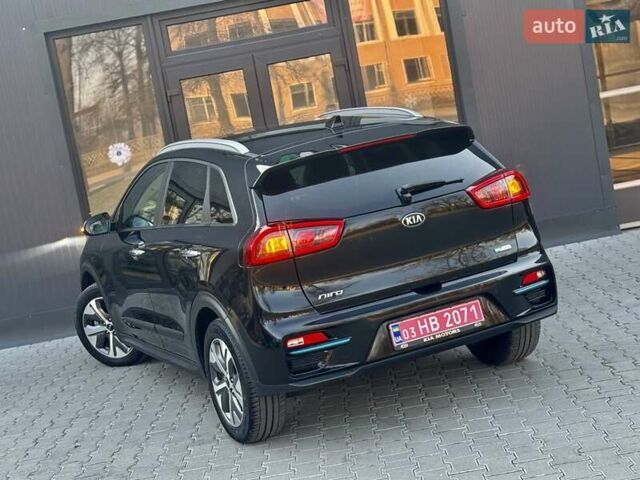 Черный Киа Niro, объемом двигателя 0 л и пробегом 68 тыс. км за 18750 $, фото 56 на Automoto.ua