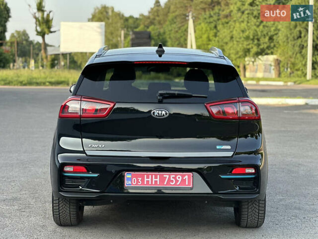 Черный Киа Niro, объемом двигателя 0 л и пробегом 148 тыс. км за 17500 $, фото 5 на Automoto.ua