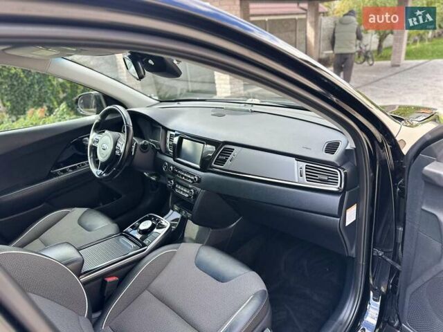 Киа Niro 2019 в Виннице на Automoto.ua Черный Киа Niro, объемом двигателя 0 л и пробегом 108 тыс. км за 15900 $, фото 6 на Automoto.ua