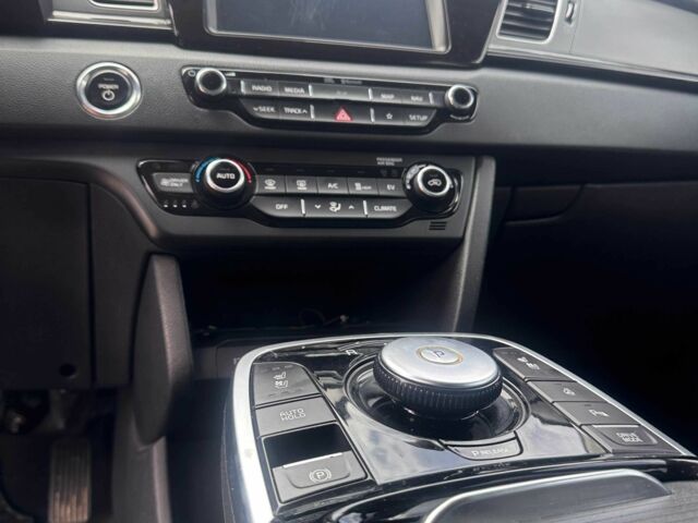 Киа Niro 2019 в Киеве на Automoto.ua Черный Киа Niro, объемом двигателя 0 л и пробегом 128 тыс. км за 17400 $, фото 12 на Automoto.ua