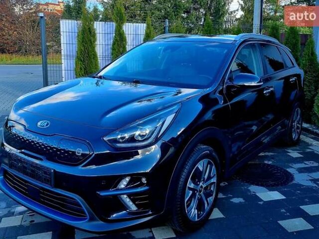 Черный Киа Niro, объемом двигателя 0 л и пробегом 89 тыс. км за 19899 $, фото 5 на Automoto.ua